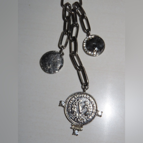 Jewelry - Silver Coin Pendant Necklace